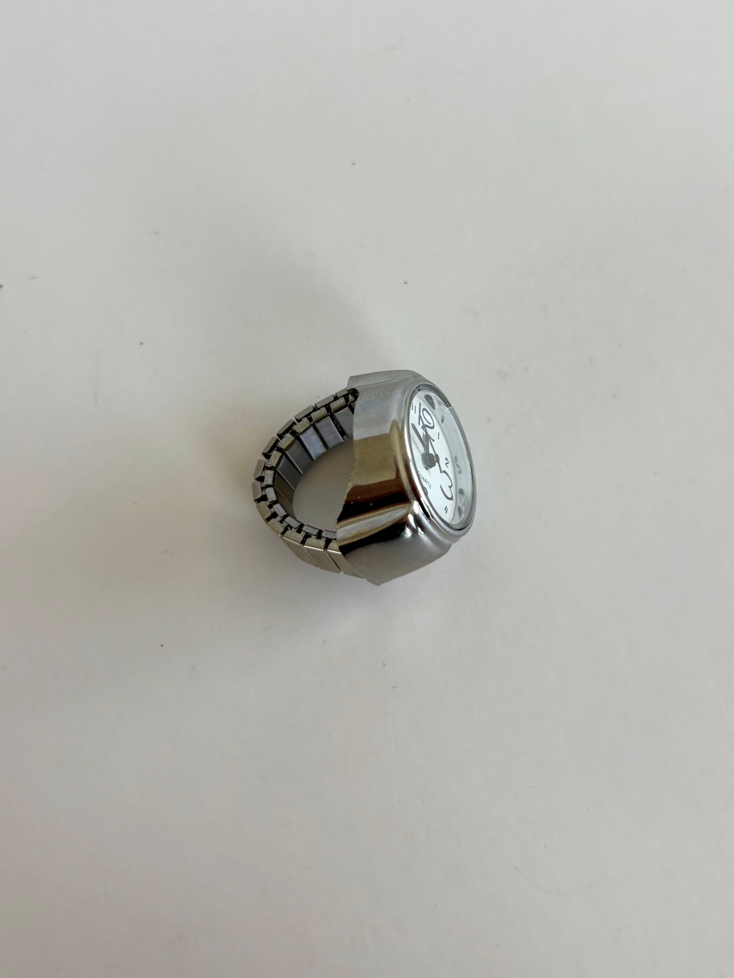 Circle Round Dial Silver Finger Watch Stretchy Band Quartz Ring Watch