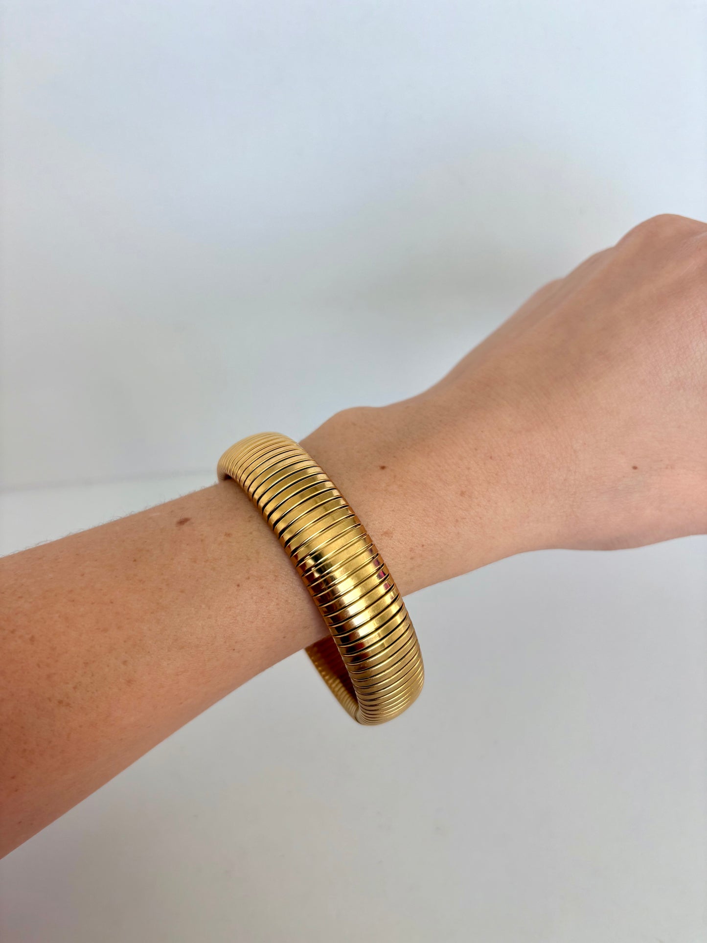 Rare Vintage Gold Stretch Thick&Thin Bangle Set