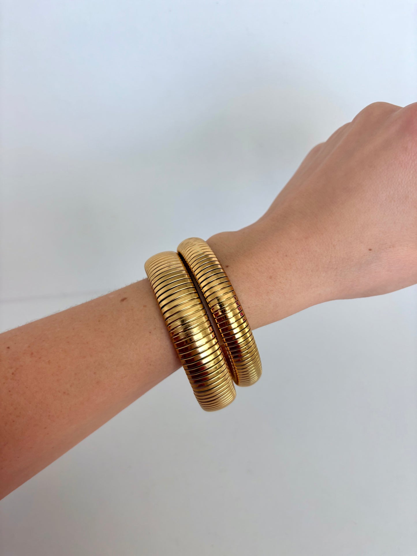 Rare Vintage Gold Stretch Thick&Thin Bangle Set