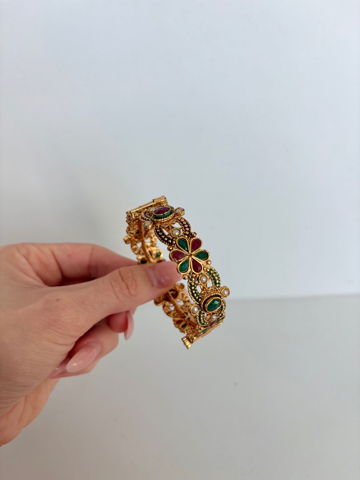 Rare Vintage India Inspired Gold Bangle