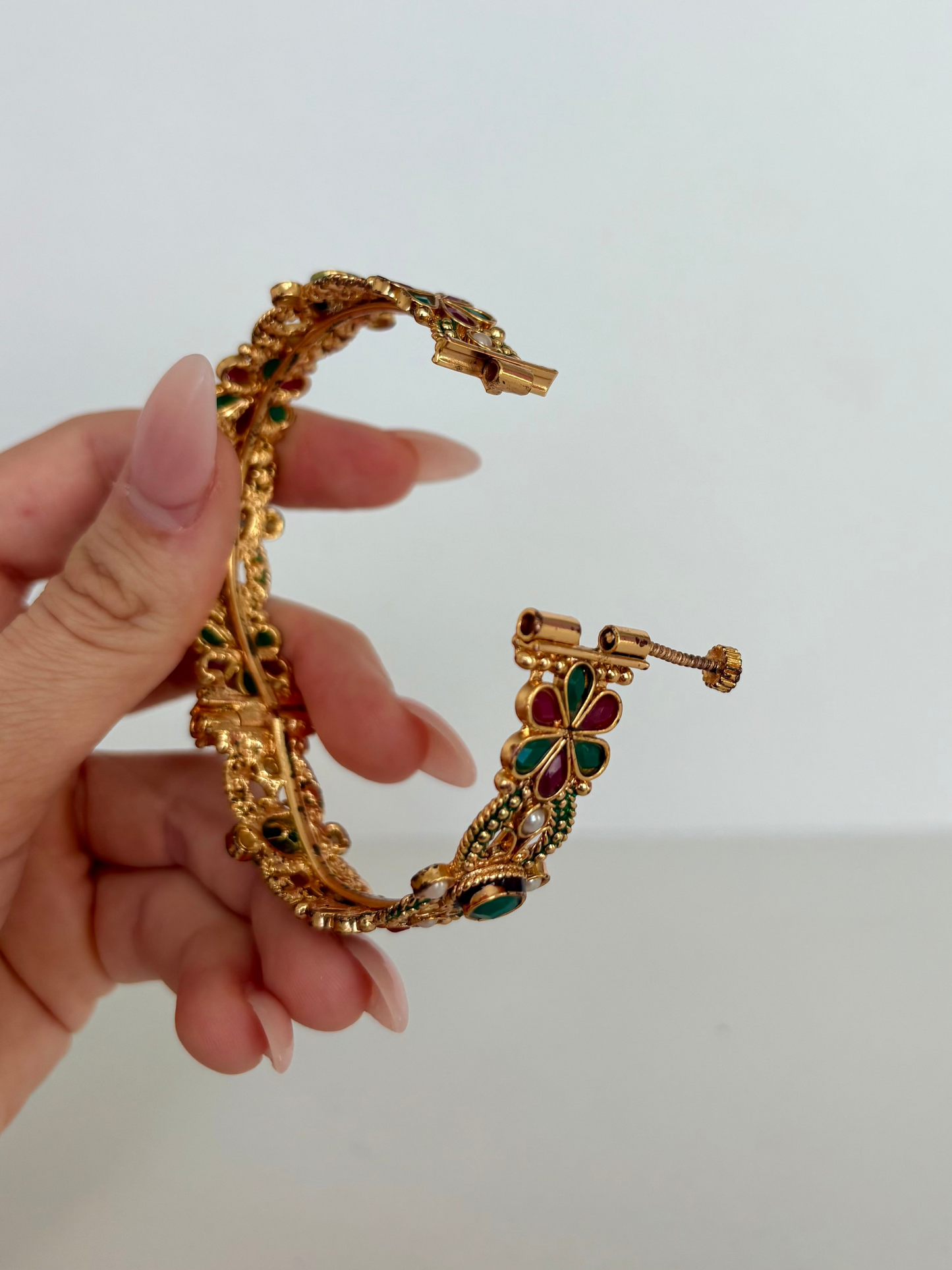 Rare Vintage India Inspired Gold Bangle