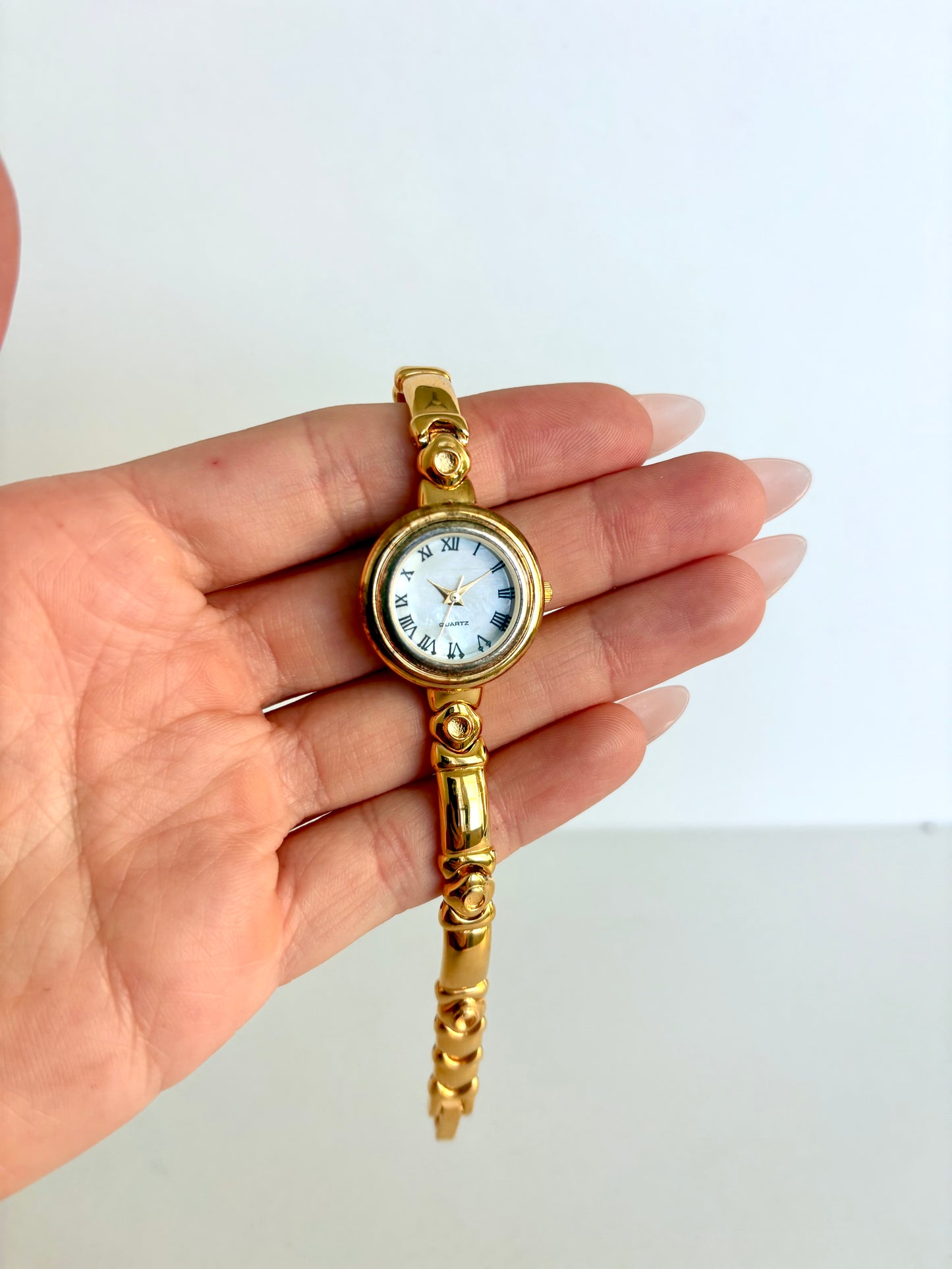 Rare Vintage Gold Round Dial Womens Watch