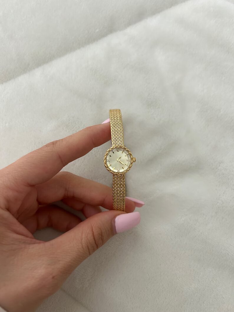 Vintage Brass Gold Womens Watch Small Face