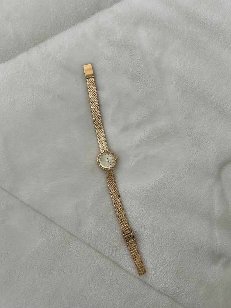 Vintage Brass Gold Womens Watch Small Face